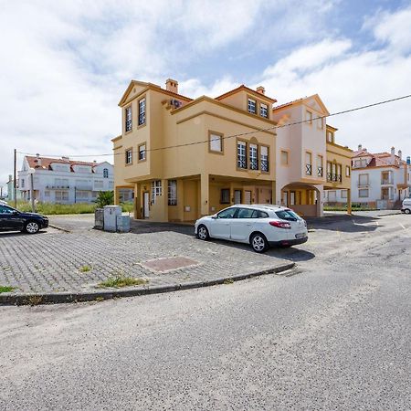 Апартаменты Baleal Pointsurprise House Экстерьер фото